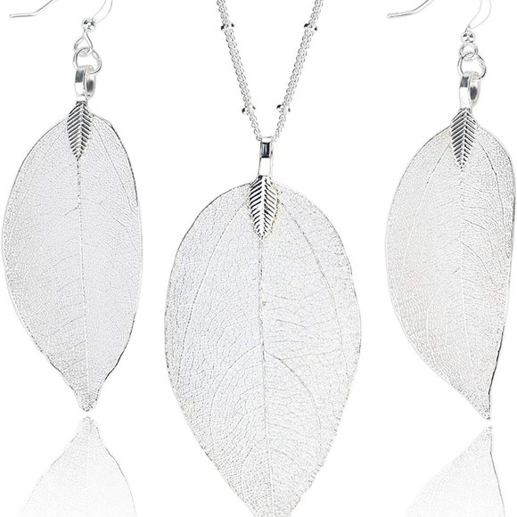 Filigree Long Leaf Pendant Dangle Necklace and Earring Jewelry Set Fashion Gifts